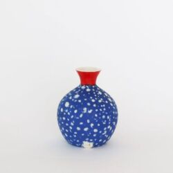 Thrown porcelain, 10cmH x 8cmD. SOLD