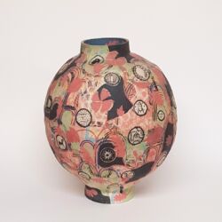 Stoneware, 55cmH x 45cmW x 45cmD. £3,200